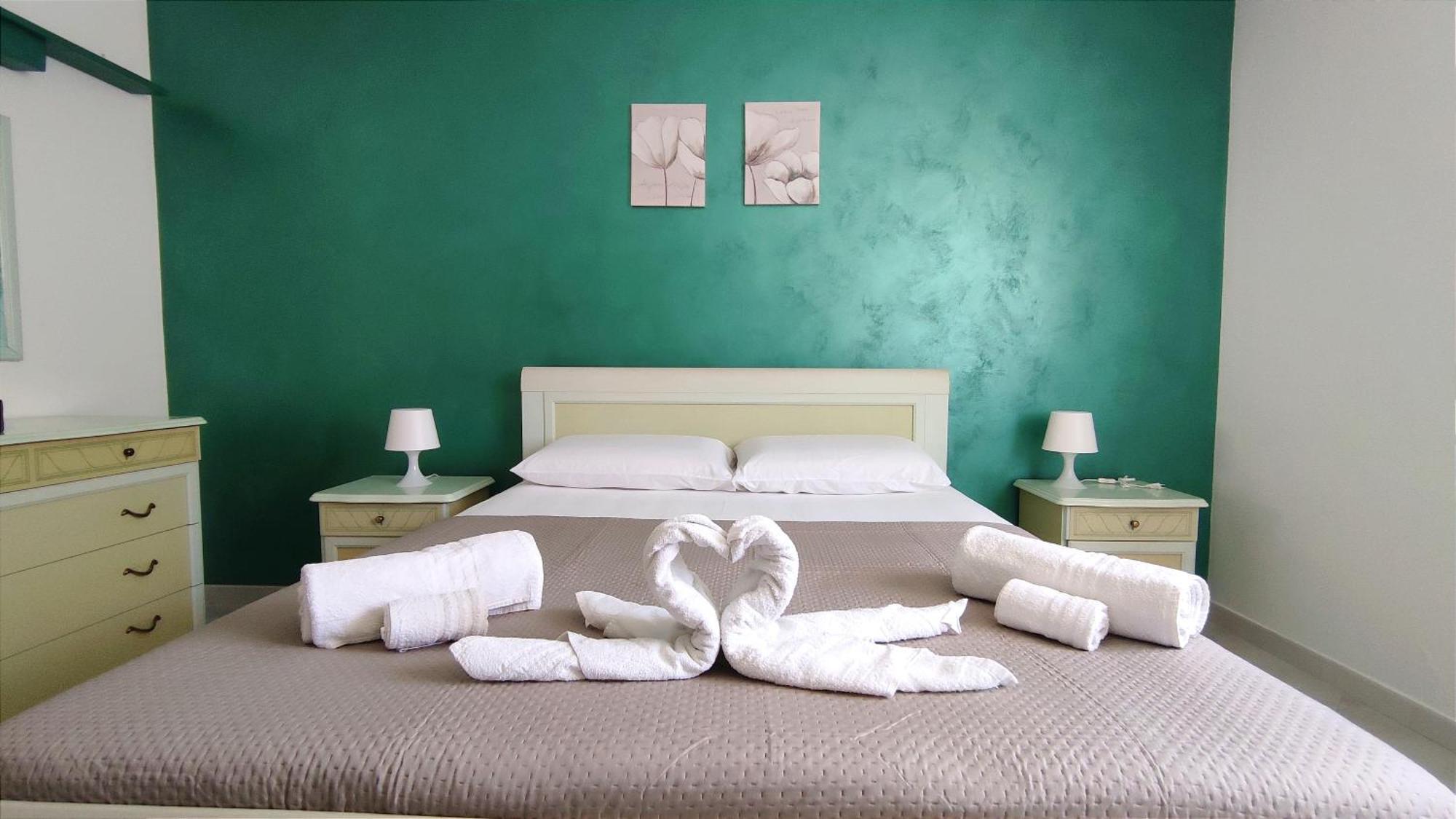 Casa Delle Camelie Apartment Cefalu Luaran gambar