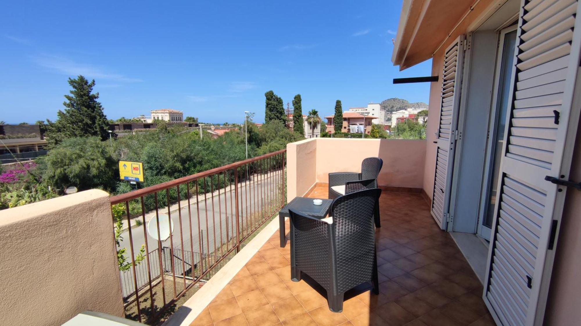 Casa Delle Camelie Apartment Cefalu Luaran gambar